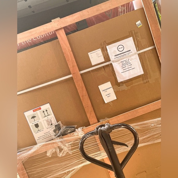 Custom Vending Machine LARGE - Picture 9 of 12